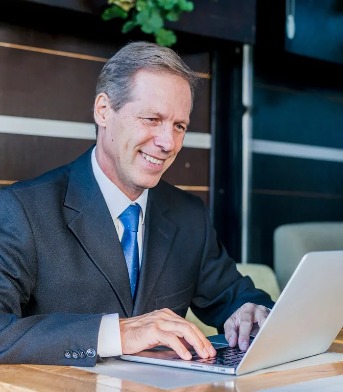 Experience a quickest path to a successful startup website